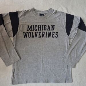 Vintage Old Varsity Brand Michgan Wolverines Long Sleeve Spell Out Shirt READ